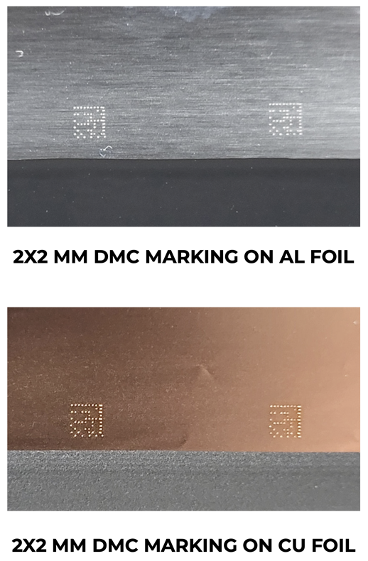 （上）アルミ箔にレーザーマーキングされた2x2 mmのデータマトリックスコード。（下）銅箔にレーザーマーキングされた2x2 mmのデータマトリックスコード。