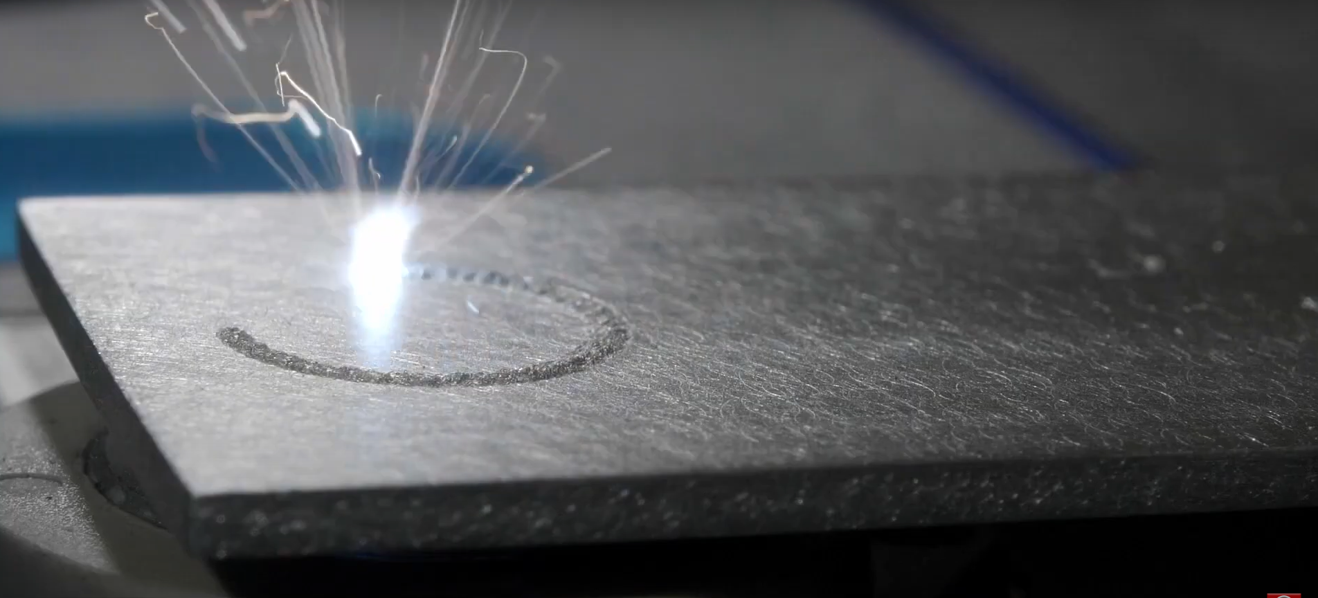 Fiber laser manual welding 