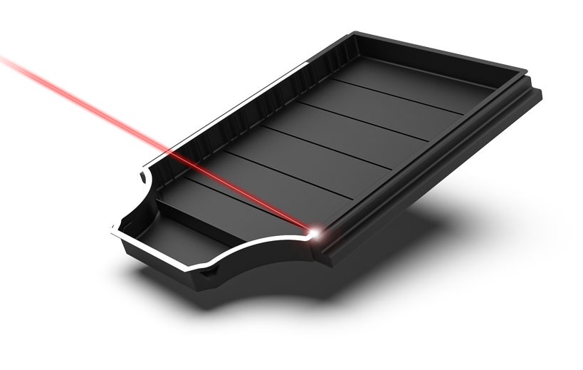 Laser cleaning of a battery tray
