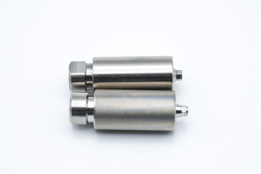 Titanium Implants Texturing